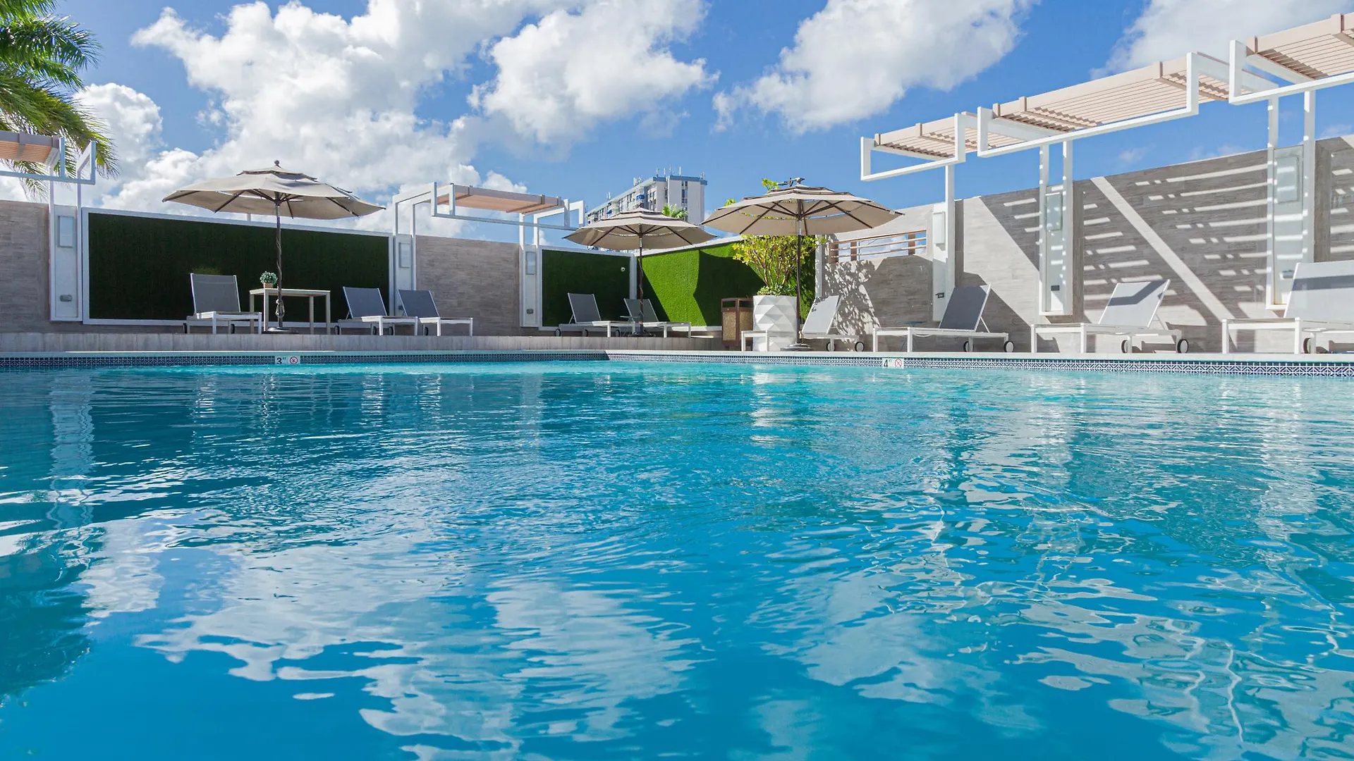 Tryp By Wyndham Isla Verde San Juan Hotel
